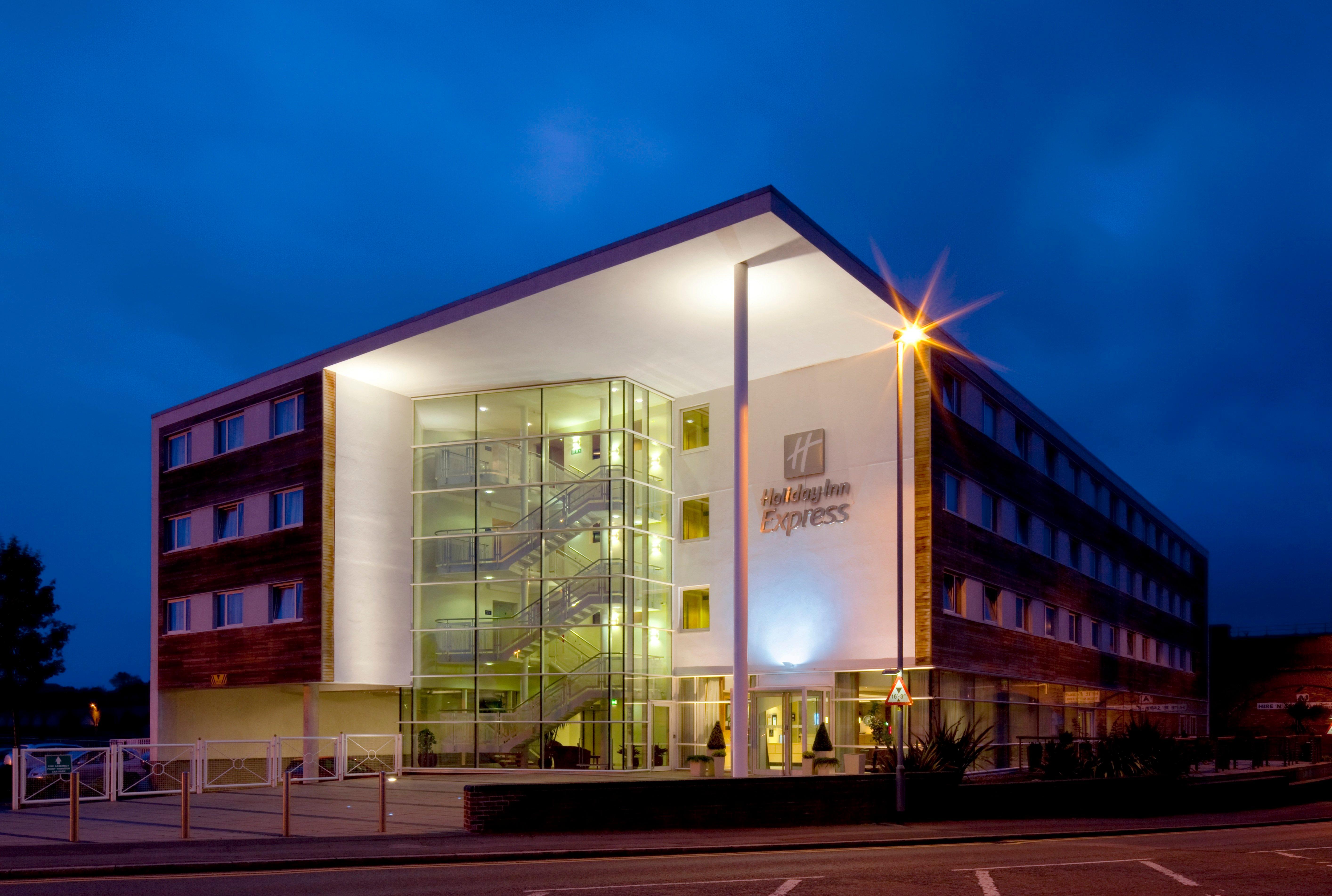 Holiday Inn Express, Chester Racecourse By Ihg Exterior foto